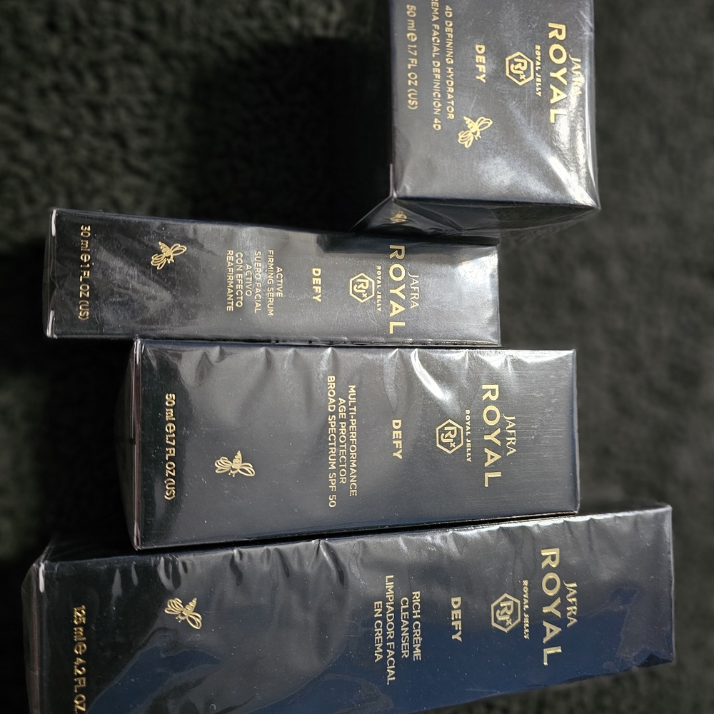 JAFRA Royal Luna Bright Skincare Set